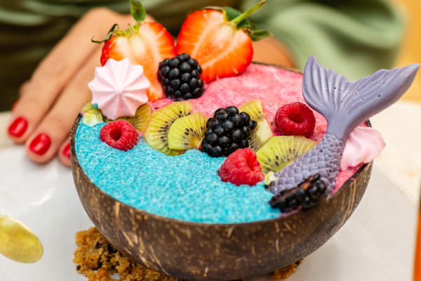 Mermaid Smoothie Bowl, Brunch & Cake, Worli, South Mumbai