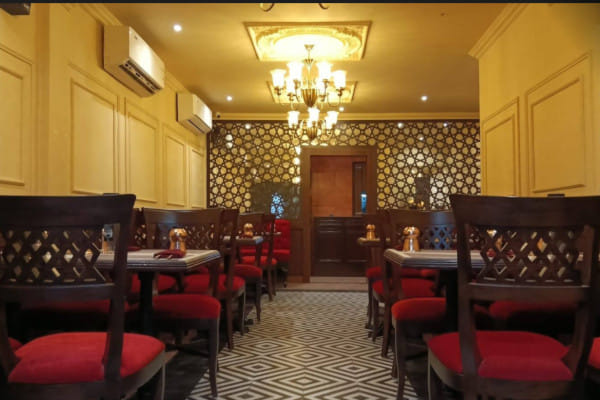 Oudh 1590, Chittaranjan Park, South Delhi