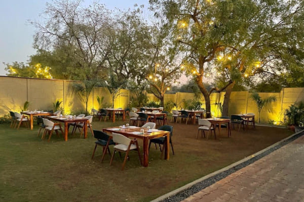 Burnt Turnt, Bopal, West Ahmedabad