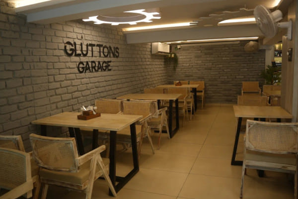 Gluttons Garage, Pandurangapuram, Visakhapatnam