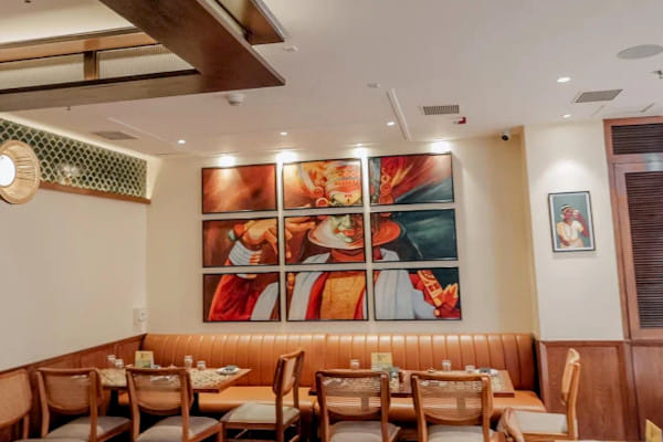 Mahabelly, Commons at DLF Avenue, Saket