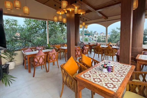 Nioki - Grill & Bistro, Mother Teresa Road, Guwahati
