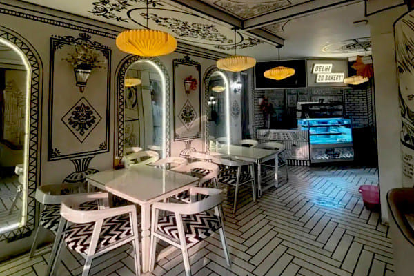 Delhi 2D Cafe, Majnu ka Tila, North Delhi
