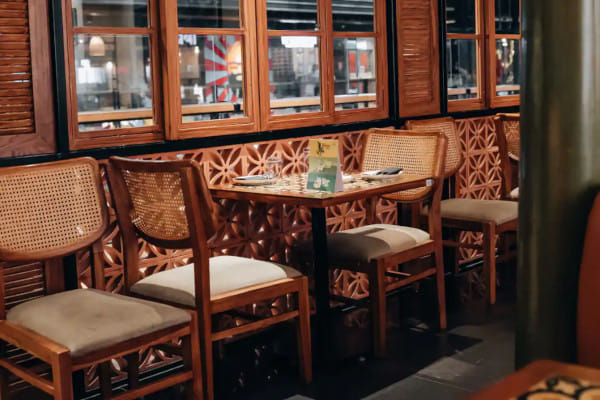 Mahabelly, Commons at DLF Avenue, Saket