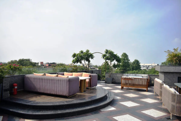 Uncultured Cafe & Bar, Kailash Colony, South Delhi