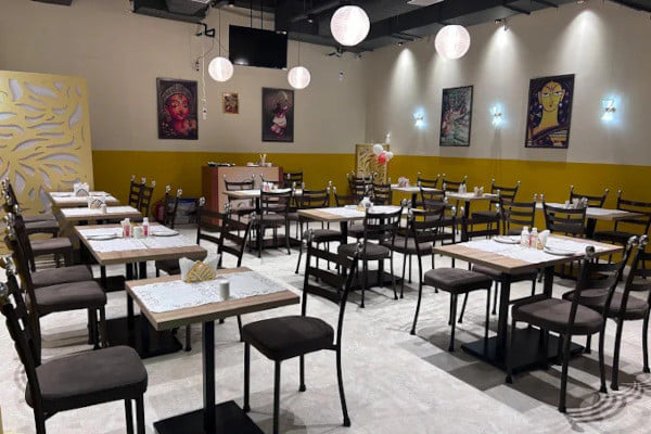 SNAHIT’S KITCHEN, Elan Miracle