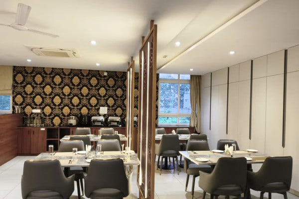 Hoy Punjab, Lumis Hotel, Bengaluru