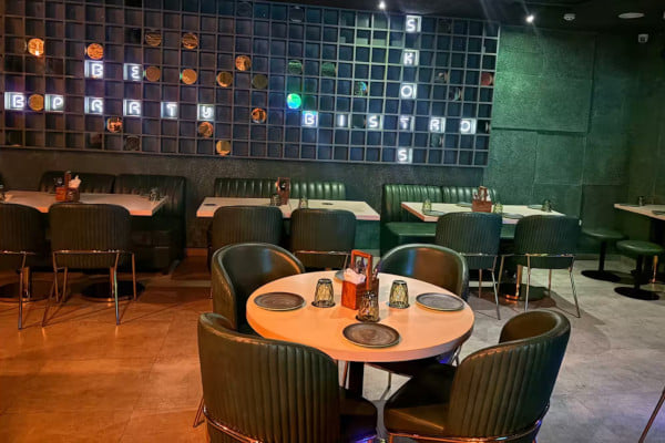 Cube Bar, Aminjikarai, Chennai