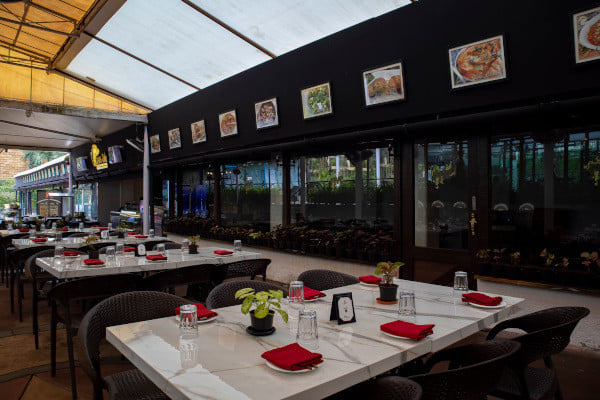 Crème Della, Della Resorts and Adventure Park, Pune
